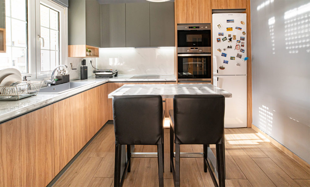 Ανακαίνιση κουζίνας σε διαμέρισμα στην Καλαμαριά