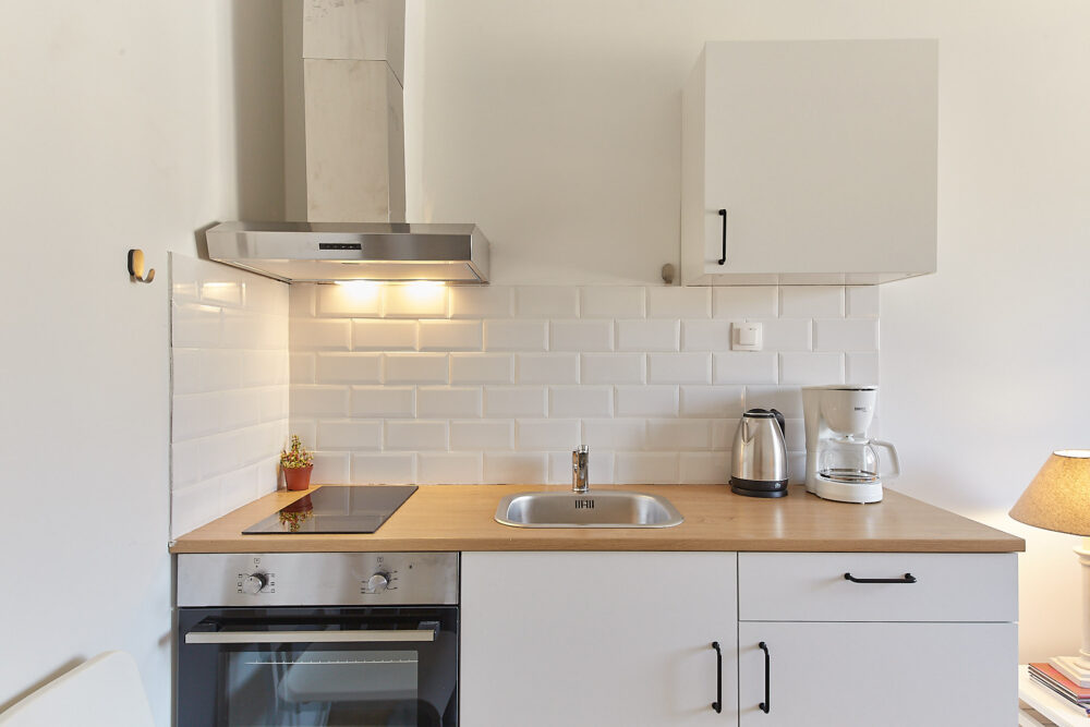 Κατασκευή air bnb, κουζίνα μικρή